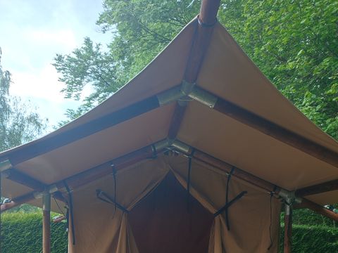 Tente en toile et en bois 2 personnes - Woodlodge Nature - 2 lits simple ou 1 lit double - Face à l'étang 2 pers
