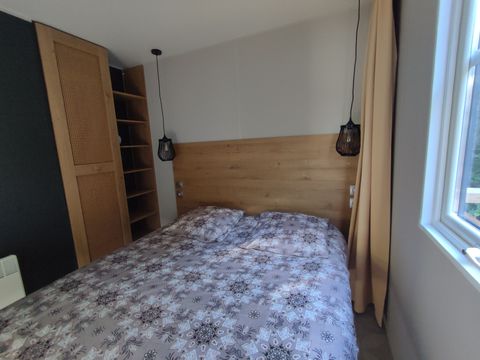 MOBILHOME 4 personnes - Cottage Ohara Côté Jardin Premium 30m² - 2 chambres + Terrasse semi couverte + Clim  - Vue forêt