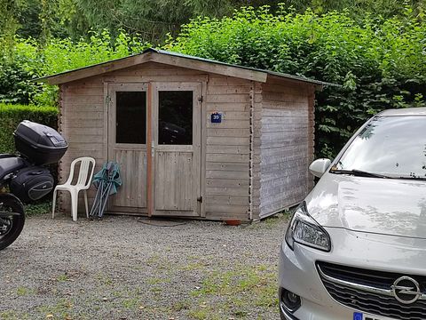 CHALET 2 personnes - Petite cabane du voyageur - idéale halte randonneur (pas de sanitaires) 2 pers