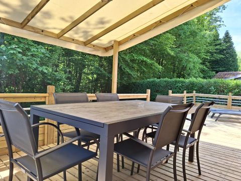 MOBILHOME 6 personnes - Cottage Ohara Côté Jardin Premium - 36m² - 3 chambres + Terrasse semi cou + TV + LV + Vue forêt 6 pers