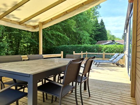 MOBILHOME 6 personnes - Cottage Ohara Côté Jardin Premium 36m² - 3 chambres + Terrasse + TV + LV + Clim + Vue sur la forêt