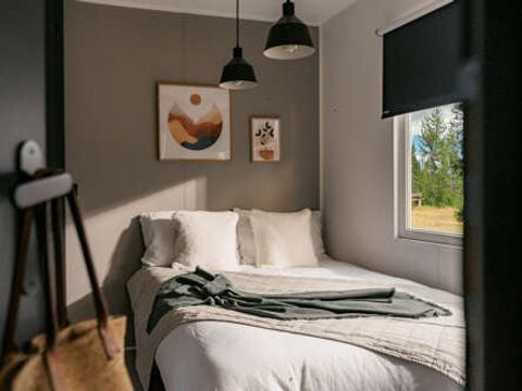 MOBILHOME 4 personnes - NEW// Mobil-Home Loggia Confort 32m² - 4 personnes + Terrasse intégrée  couverte + TV+ lit160