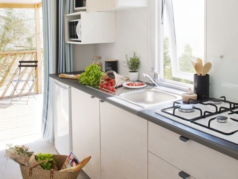 MOBILHOME 4 personnes - LODGE CONFORT (samedi/samedi)