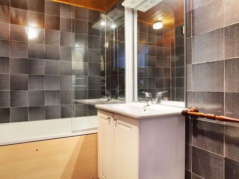 APPARTEMENT 8 personnes - 2/3 pièces 7/8 pers.