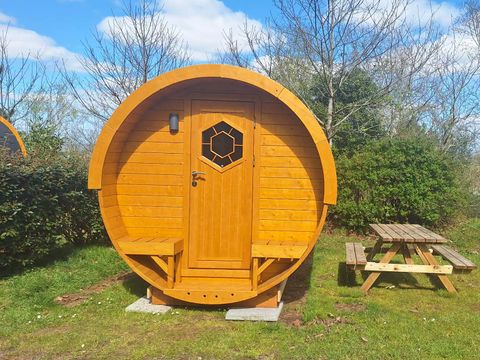 HÉBERGEMENT INSOLITE 2 personnes - BARREL Bois