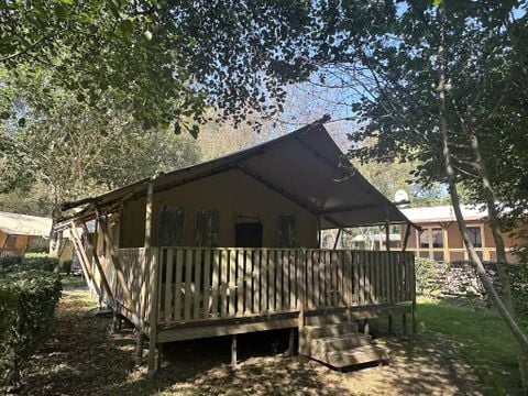 Tente en toile et en bois 5 personnes - Lodge | 2 Ch. | 5 Pers. | Clim.