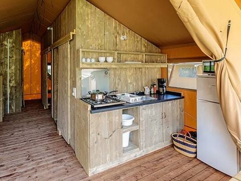 Tente en toile et en bois 6 personnes - Safari Lodge | 3 Ch. | 6 Pers. | Clim.