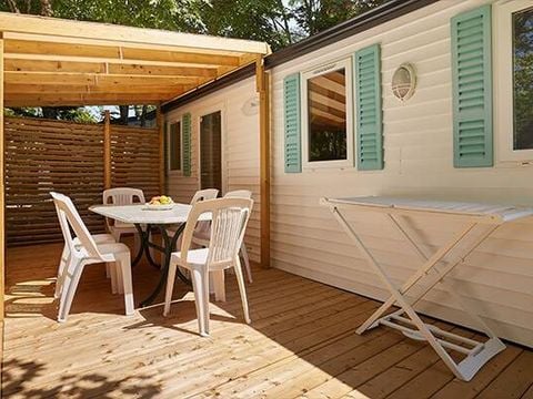 MOBILHOME 6 personnes - Mobil-home | Classic | 2 Ch. | 4/6 Pers. | Terrasse surélevée