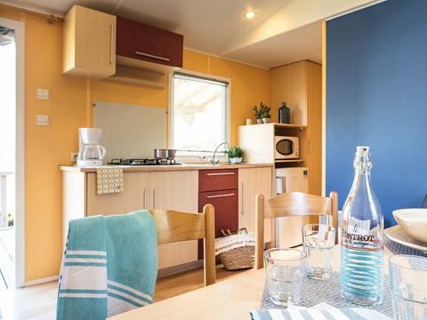 MOBILHOME 6 personnes - Mobil-home | Classic | 2 Ch. | 4/6 Pers. | Terrasse surélévée non couverte