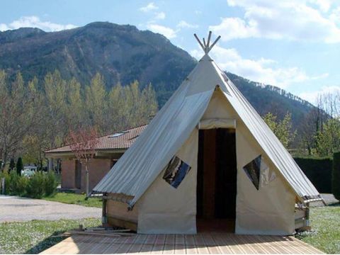 HÉBERGEMENT INSOLITE 4 personnes - sans sanitaires