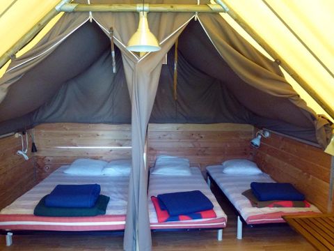 TENTE 4 personnes - CANADIENNE sans sanitaires