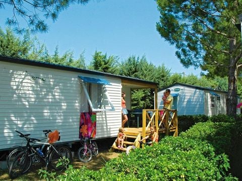 MOBILHOME 5 personnes - LE GRAND LARGE 4/5pers