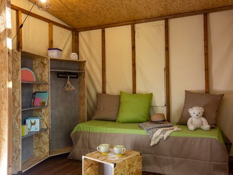 BUNGALOW 4 personnes - LODGE Maori sans sanitaire