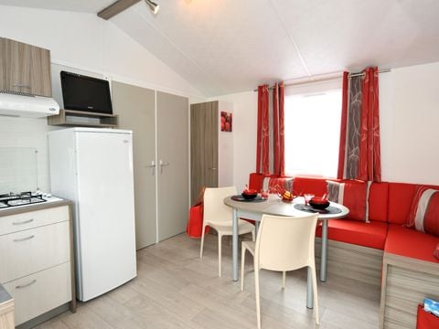 MOBILHOME 5 personnes - AUTHENTIQUE