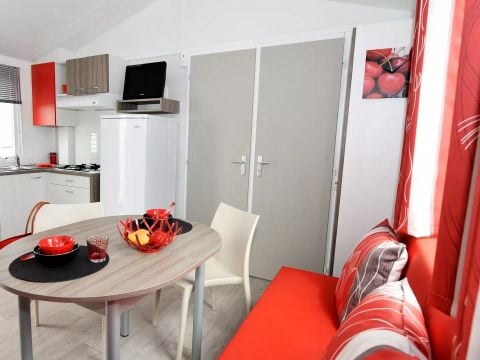 MOBILHOME 5 personnes - Authentique 3 Pièces 4/5 Personnes + TV