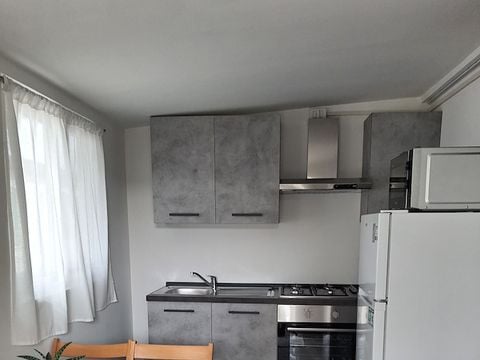 MOBILHOME 4 personnes - SENZA VISTA LAGO 30mq con terrazzo aperto