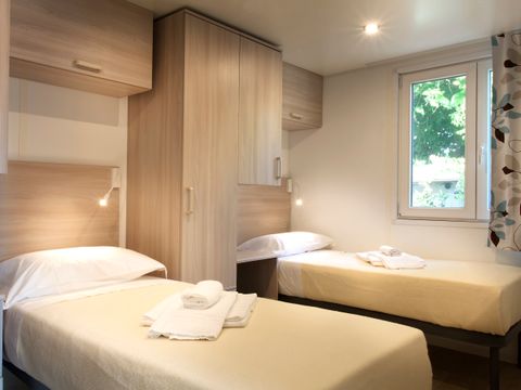 MOBILHOME 4 personnes - SENZA VISTA LAGO Lord 50mq