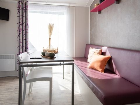 Mobilhome 6 personnes - COTTAGE - 2 Chambres - TV