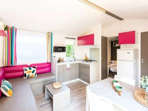 MOBILHOME 6 personnes - 4 pièces 6 Personnes + TV