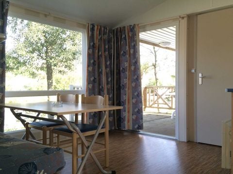 LODGE 4 personnes - Lodge Animaux Admis