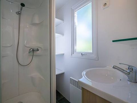 MOBILHOME 4 personnes - Mobil-home | Comfort | 2 Ch. | 4 Pers. | Terrasse surélevée | Clim.