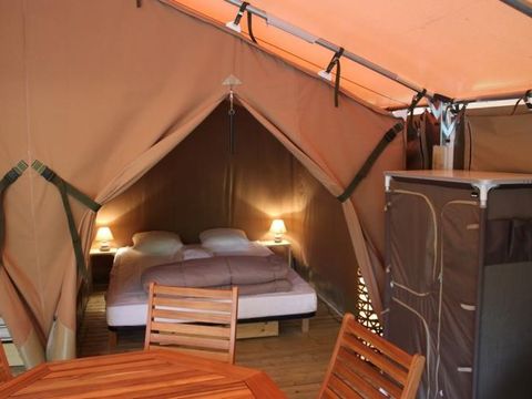 TENTE 5 personnes - FREE FLOWER sans sanitaires ni arrivee d'eau