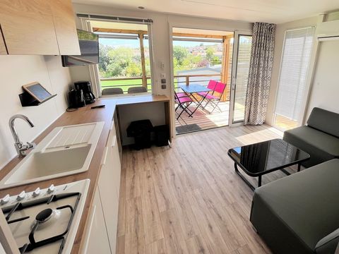 MOBILHOME 4 personnes - Living Confort 27m² 2 chambres + terrasse couverte intégrée + climatisation + TV