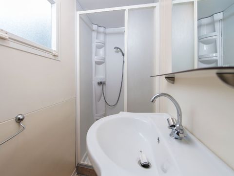 MOBILHOME 4 personnes - MIMOSA (inclus : piscine, salle de sport et service plage)