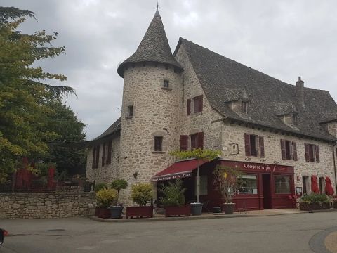 Camping L'Etang Aux Hirondelles - Camping Cantal - Afbeelding N°4