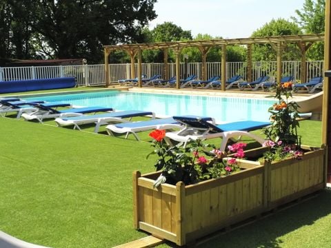 Camping Ushuaïa Villages Le Poutiroux - Camping Dordoña