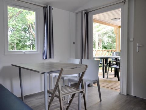 MOBILHOME 4 personnes - Mobil-Home Confort 25m² Loggia - 2 chambres + Terrasse couverte 4 pers