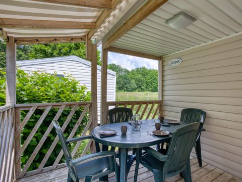 MOBILHOME 4 personnes - Mobil-Home Confort 25m² Loggia - 2 chambres + Terrasse couverte 4 pers