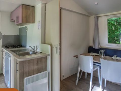 MOBILHOME 6 personnes - Confort 32m² Malaga - 3 chambres + Terrasse couverte, clim, TV, Lave-vaisselle