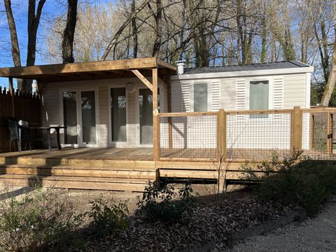 MOBILHOME 6 personnes - Mobil-Home Confort 32m² Malaga - 3 chambres + Terrasse couverte, clim, TV, Lave-vaisselle 6 pers