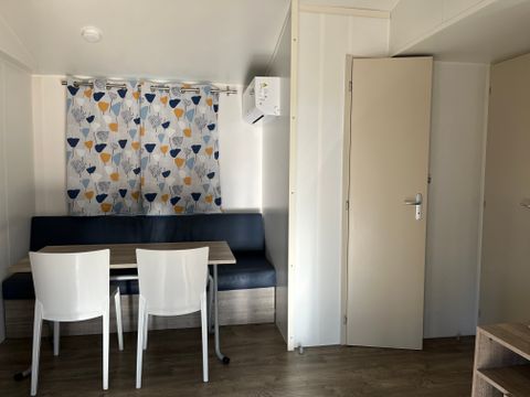 MOBILHOME 6 personnes - Confort 32m² Malaga - 3 chambres + Terrasse couverte, clim, TV, Lave-vaisselle