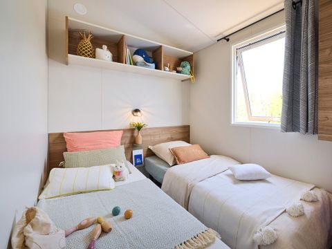 MOBILHOME 6 personnes - Mobil-Home Toscane Premium 33m² - 3 chambres + Terrasse couverte + CLIM + TV + Lave-vaisselle 6 pers