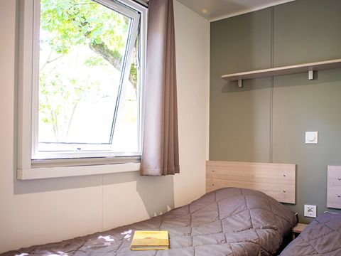 MOBILHOME 4 personnes - Confort 29m² (2 chambres) + terrasse semi-couverte 6m²