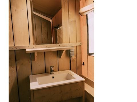 Tente en toile et en bois 5 personnes - Glamping Safari