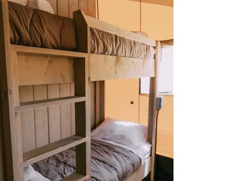 Tente en toile et en bois 5 personnes - Glamping Safari