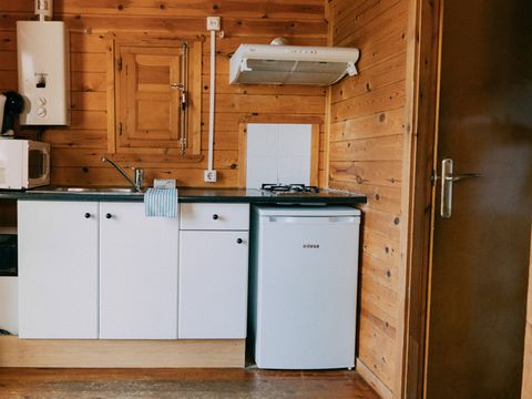 HÉBERGEMENT INSOLITE 4 personnes - Petite maison