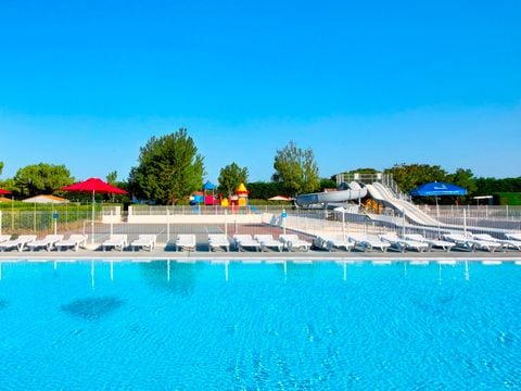 Flower Camping Les Ilates - Camping Charente-Maritime