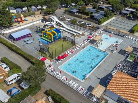 Flower Camping Les Ilates - Camping Charente-Maritime - Image N°0