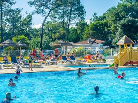Flower Camping Les Dunes - Camping Vendée - Image N°0