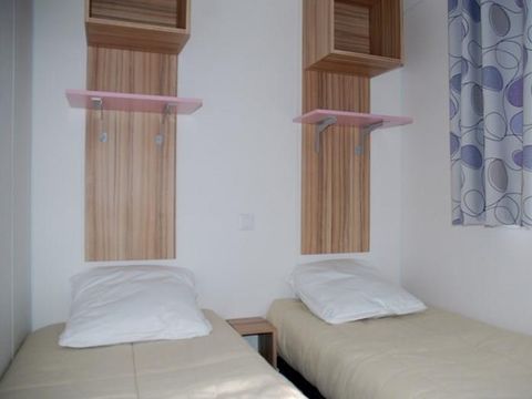 Mobilhome 4 personnes - MALAGA Confort avec terrasse intégrée 8 m²