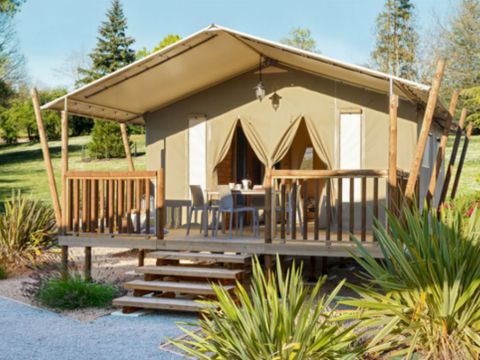 Tente en toile et en bois 4 personnes - Lodge