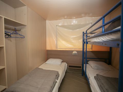 BUNGALOW TOILÉ 5 personnes - Pagan