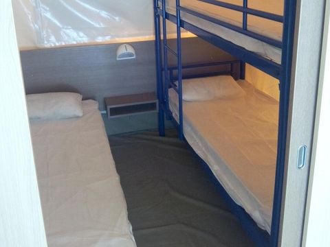 BUNGALOW TOILÉ 5 personnes - Pagan