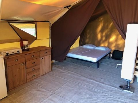 Tente en toile et en bois 5 personnes - Tente Lodge - sans sanitaires, sans chauffage - 2 chambres