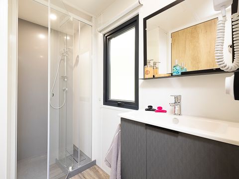 Mobilhome 6 personnes - Privilège Loupiac - 2 chambres - TV