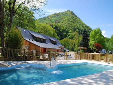 La Forêt - Camping Sites et Paysages - Camping Hautes-Pyrenees